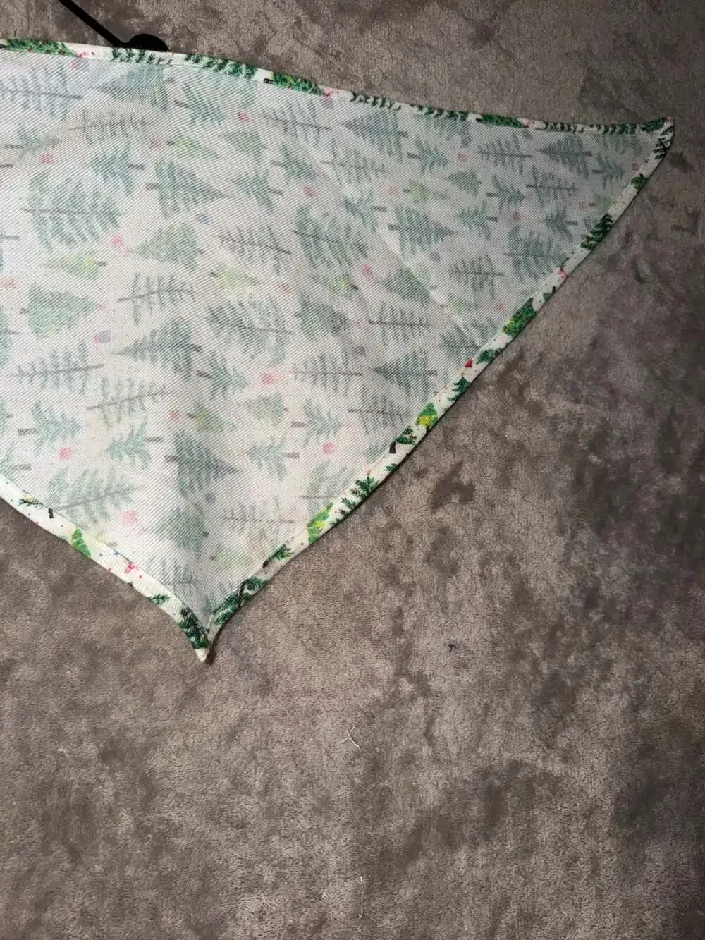Old Navy Pet Bandana Size L-XL Christmas Tree Print